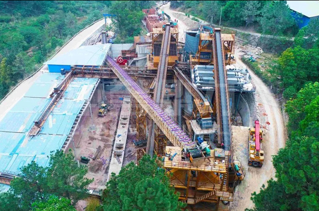 礦用帶式輸送機