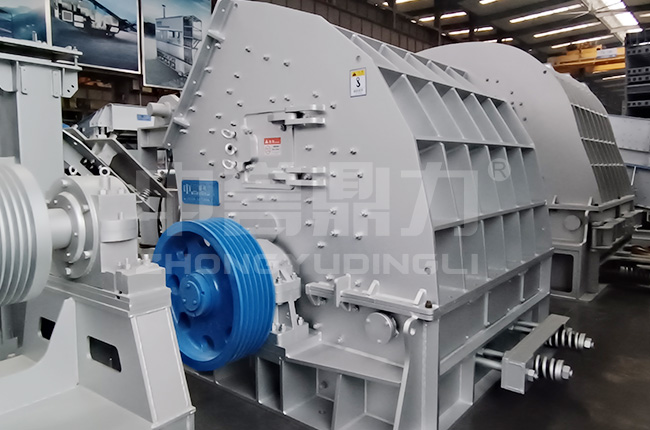 小型錘式碎石機(jī)