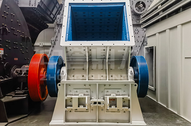 小型錘式碎石機(jī)