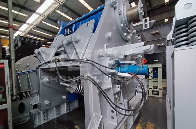 歐版鄂式破碎機(jī)