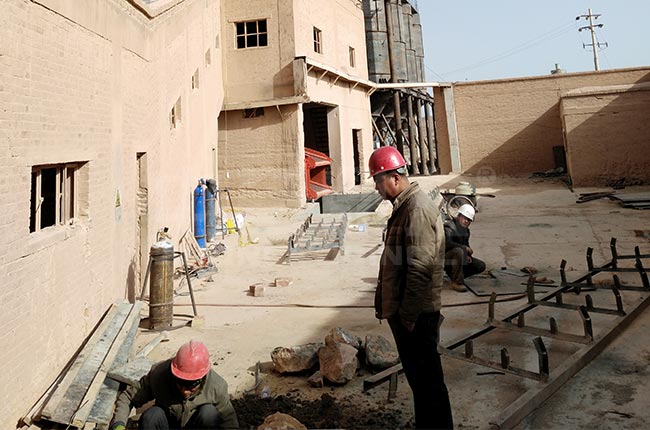 ����ِ�R�r(sh��)�a(ch��n)300����ʯ���a(ch��n)��