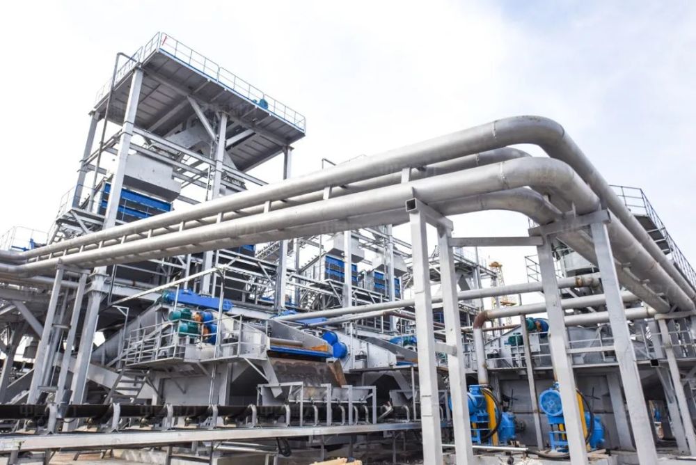 細(xì)沙回收脫水一體機(jī)現(xiàn)場