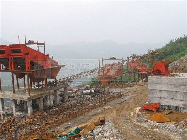 �r(sh��)�a(ch��n)300���ĺ���ʯ���鑪(y��ng)ԓ����x��