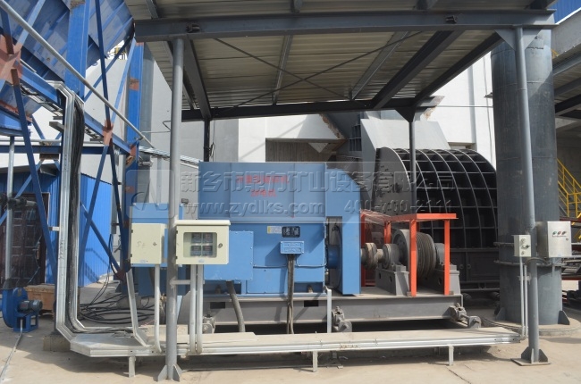 錘式破碎機如何選擇?質(zhì)量售后就選擇河南鼎力設(shè)備