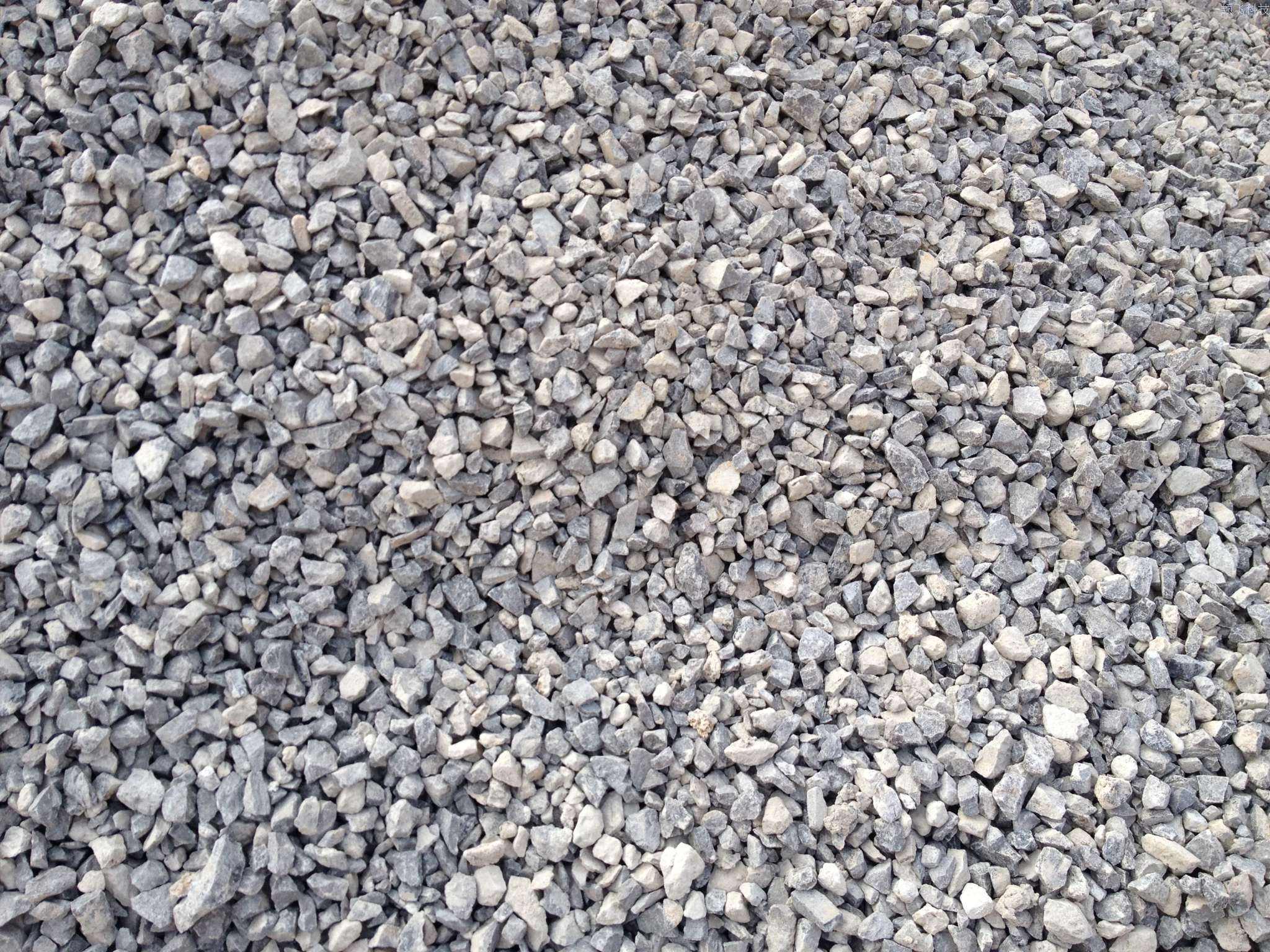 高速公路骨料生產(chǎn)線如何配置