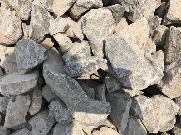 石灰石破碎機(jī)/石灰石粉碎機(jī)/石灰石破碎生產(chǎn)線/燒石灰破碎生產(chǎn)線