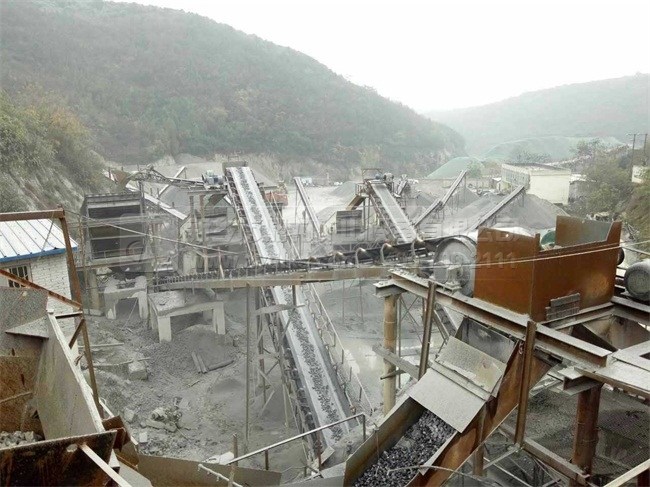 河南石料生產(chǎn)線設(shè)備需要哪些設(shè)備?