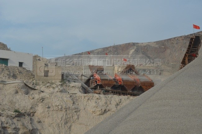 ����ʽ����C��ʯ��ʯ���a(ch��n)��ϵ�y(t��ng)�еđ�(y��ng)��