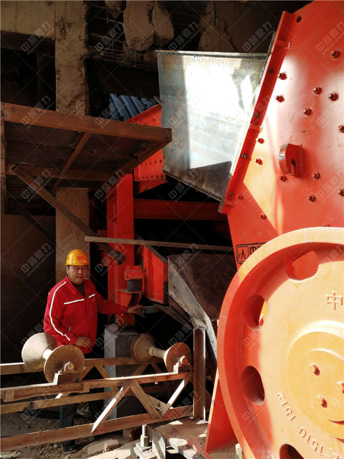 ِ�Rˮ���D�Ͱl(f��)չɰʯ�����ИI(y��)