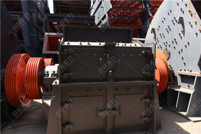 制砂機(jī)軸承的選擇對設(shè)備的壽命