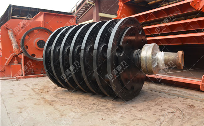 錘式碎石機(jī)_錘擊式碎石機(jī)_錘破碎石機(jī)軸承發(fā)熱的原因(一)