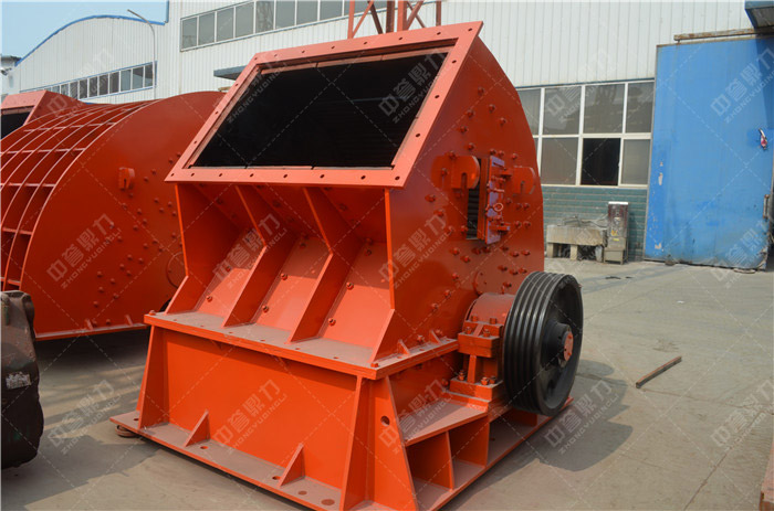 PC-0706型錘式破碎機(jī)-石灰石破碎機(jī)
