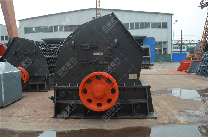 PC1220型錘式破碎機(jī)