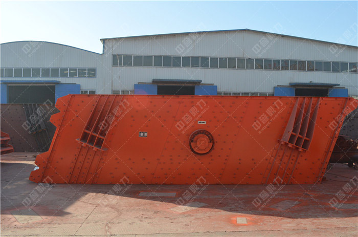 礦山振動篩設(shè)備