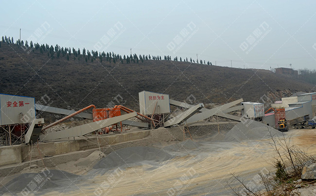 采石場(chǎng)制砂生產(chǎn)線